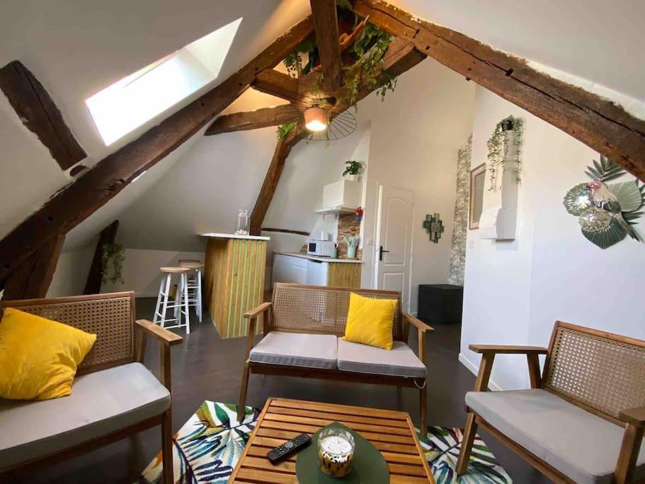 Sous Les Tropiques D'Ablis Apartment Bagian luar foto