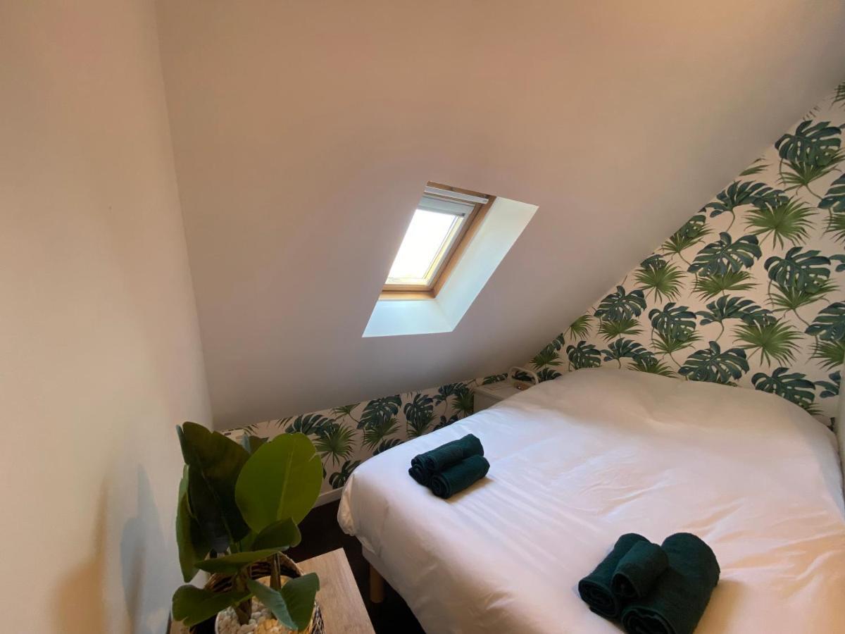 Sous Les Tropiques D'Ablis Apartment Bagian luar foto